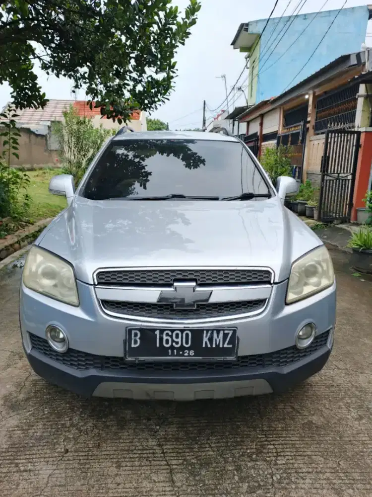 Chivrolet Captiva 2.4L A/T  new Tangan pertama