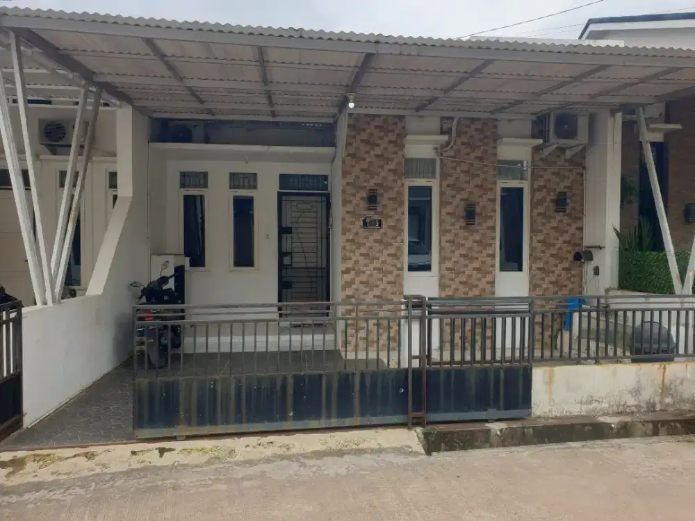 Di jual rumah beserta isi rumahnya