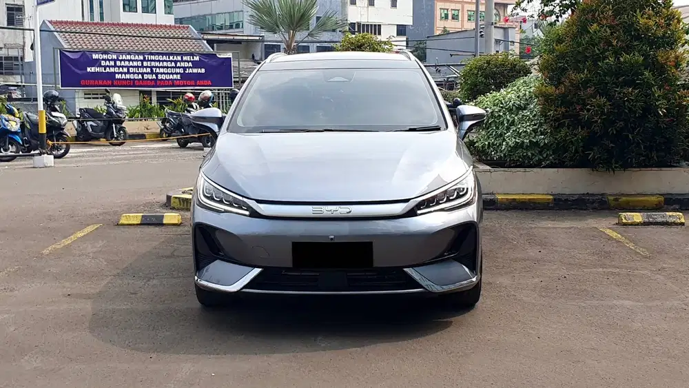 BYD M6 M 6 Superior Captain 6 Seater EV AT Harbour Grey 2025 Brand New