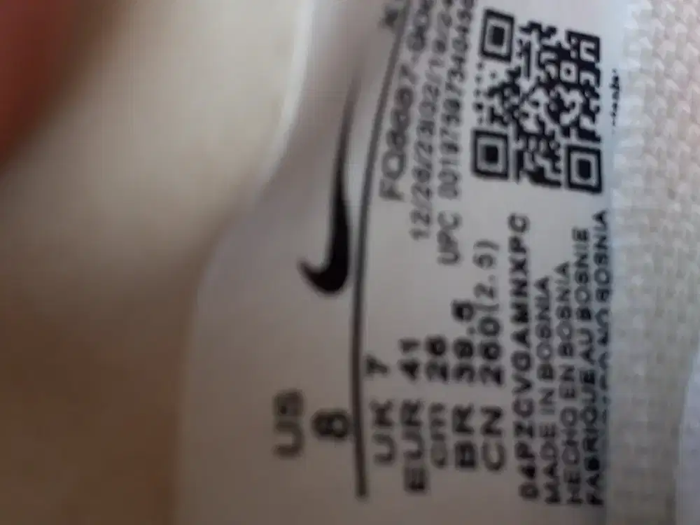 Sepatu bola Nike