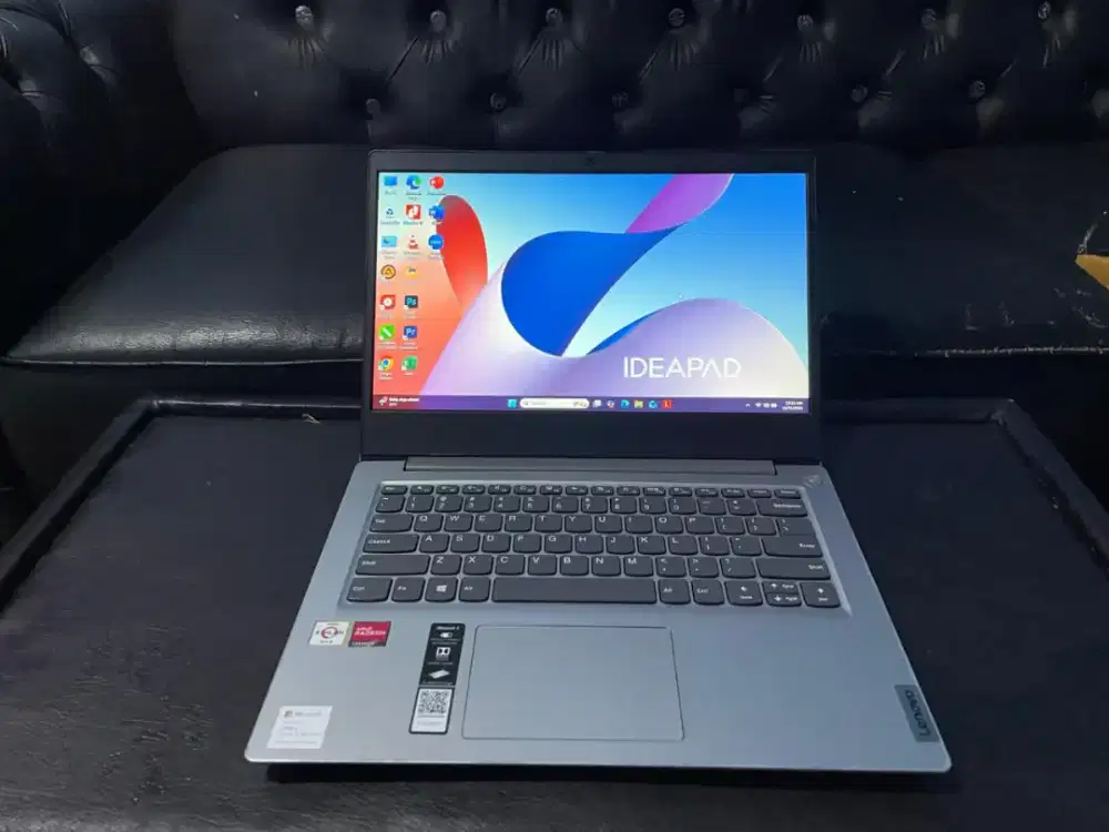 JUAL BELI LAPTOP BEKAS MACBOOK SEMUA KITA BELI LANGSUNG KE LOKASI