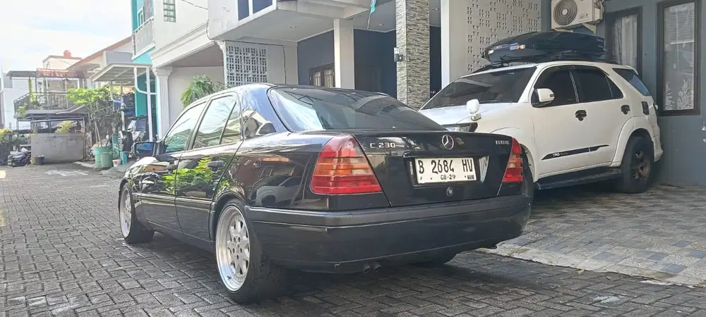 Mercedes-Benz C230 1997 Bensin