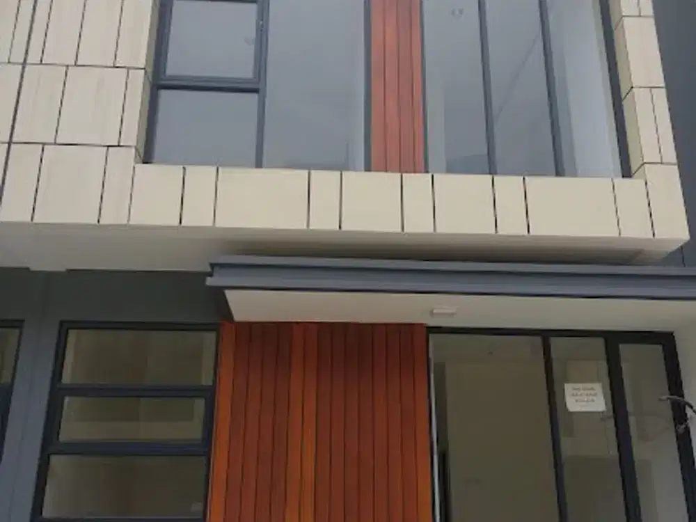 Disewakan Rumah Rapi di Golden Park 3 D33 Cisauk Serpong
