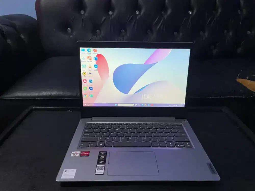 JUAL BELI LAPTOP BEKAS MACBOOK SEMUA KITA BELI LANGSUNG KE LOKASI