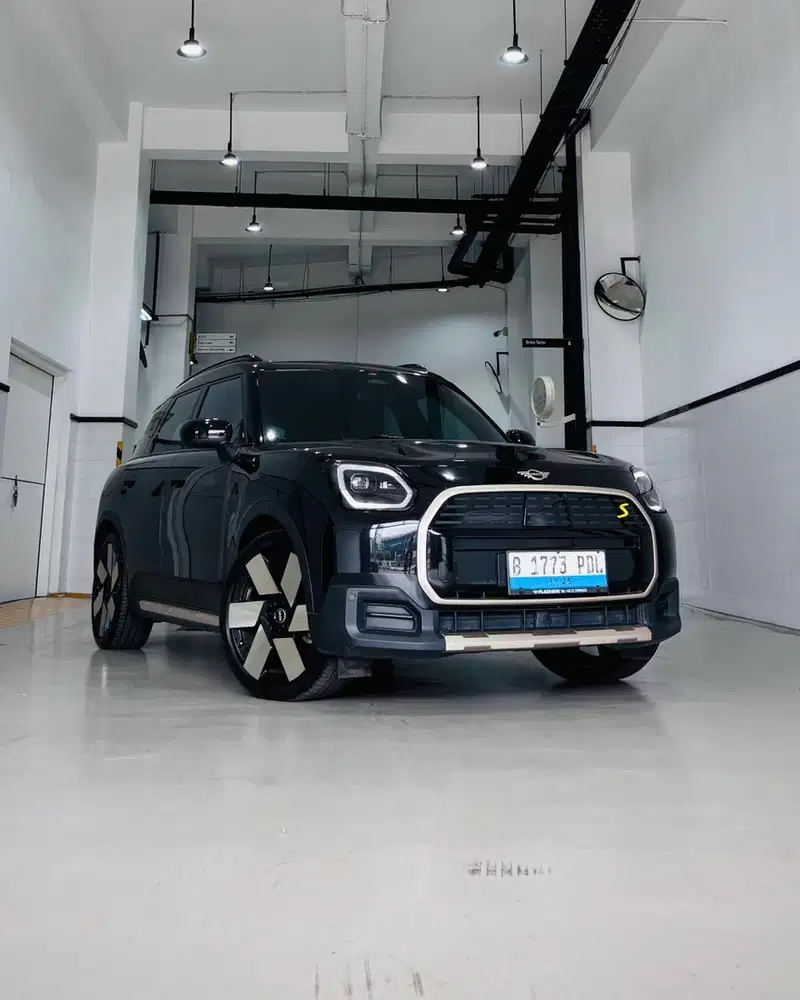 [EX DIREKSI] MINI COUNTRYMAN ELECTRIC 2024