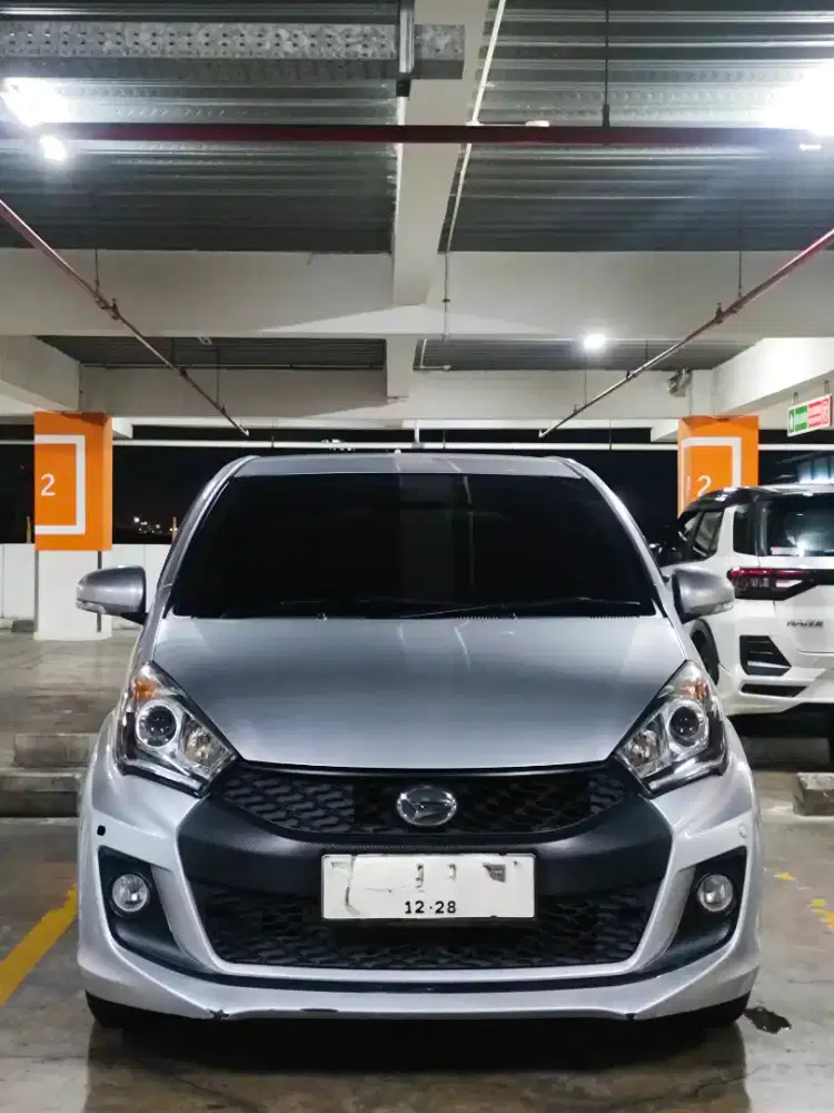 daihatsu sirion 2016