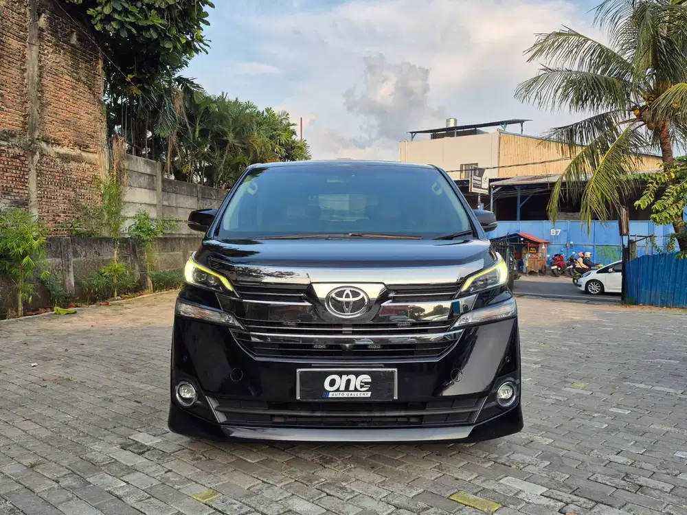 Toyota Vellfire 2.5 G AT 2017