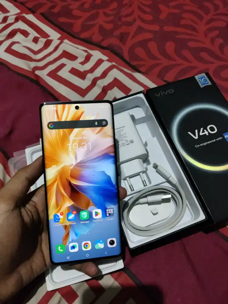 Vivo V40 5G Ex Resmi Indo Fullset Mulus Like New Bisa Tt/Bt/Jual