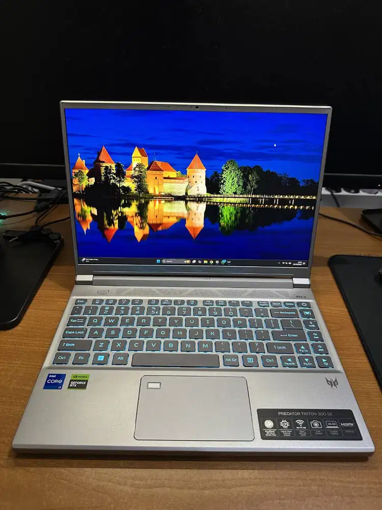 Acer Predator Triton 300SE Laptop Gaming RTX3060 I7 16GB 1TB 165HZ
