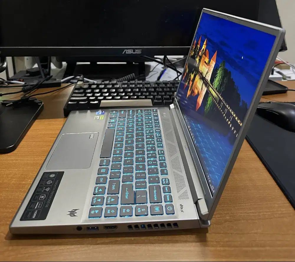 Acer Predator Triton 300SE Laptop Gaming RTX3060 I7 16GB 1TB 165HZ