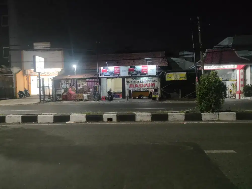 BANGUNAN KOMERSIL
