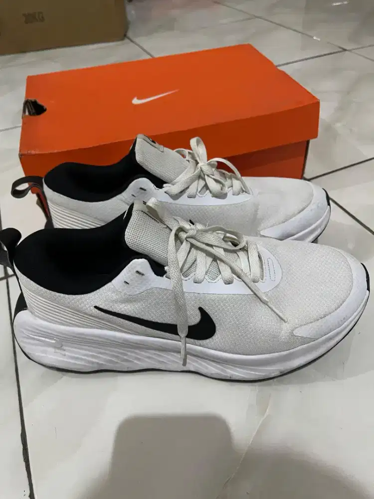 Nike Promina White