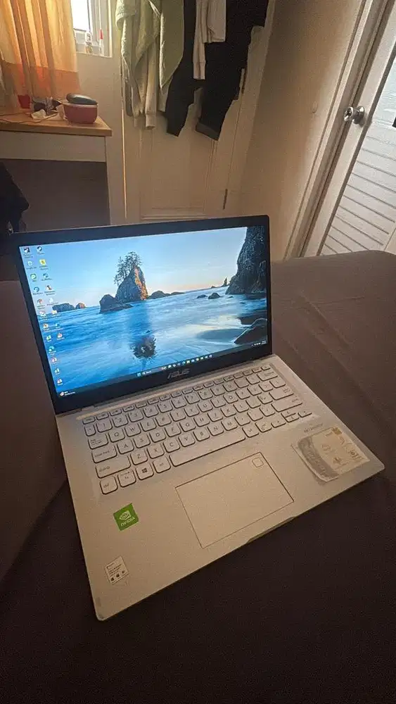 Jual Laptop ASUS VivoBook X415EP – Siap Pakai, Aman, Lengkap!