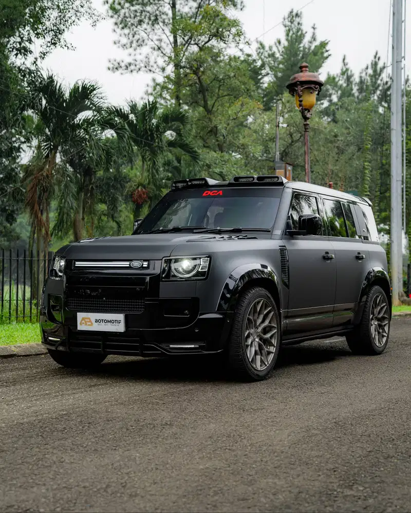 Land Rover Defender 110 X-Dynamic SE 2.0 P300 Black 2020