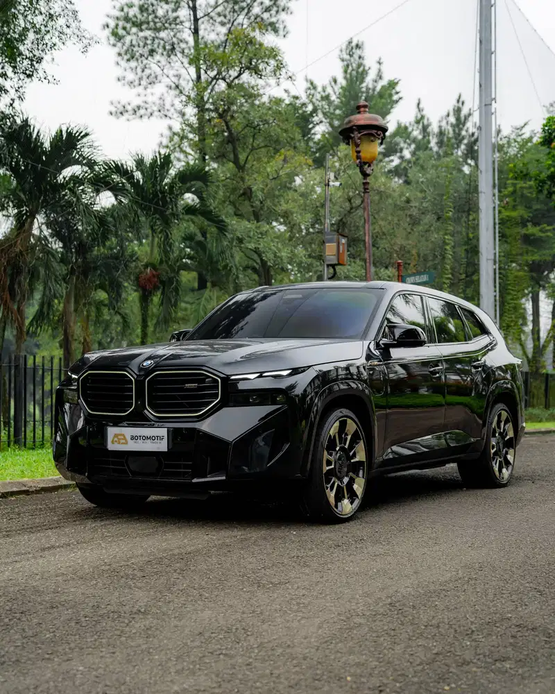 BMW XM 4.4 PHEV G09 Black 2023