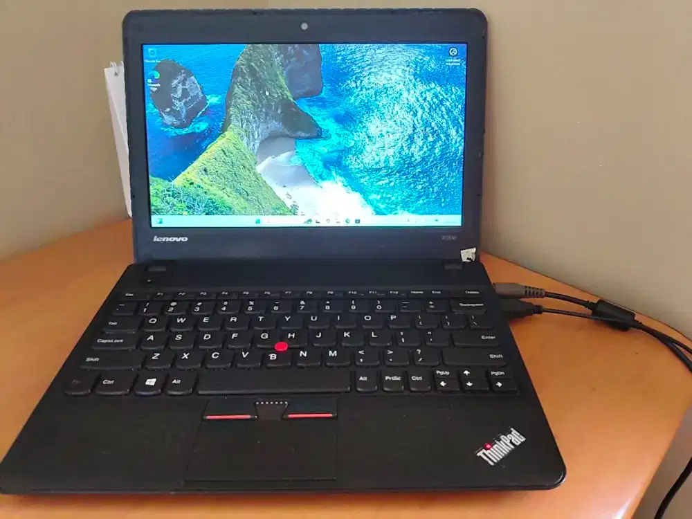 Laptop Lenovo x131e