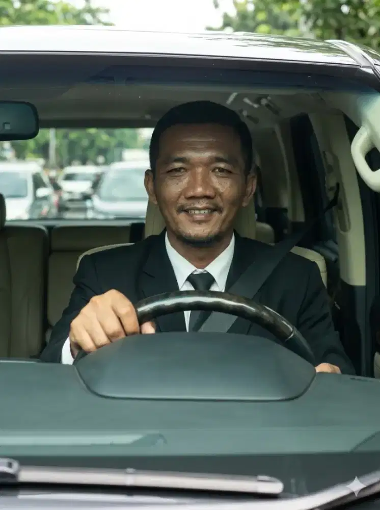 Saya mencari kerja sebagai sopir pribadi