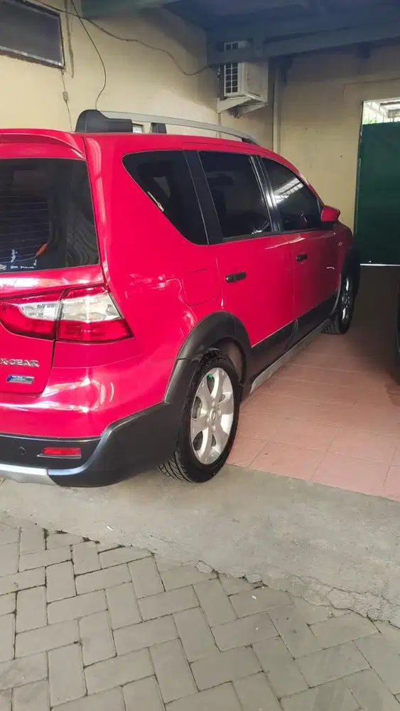 Dijual Nissan Livina X-Gear 2014