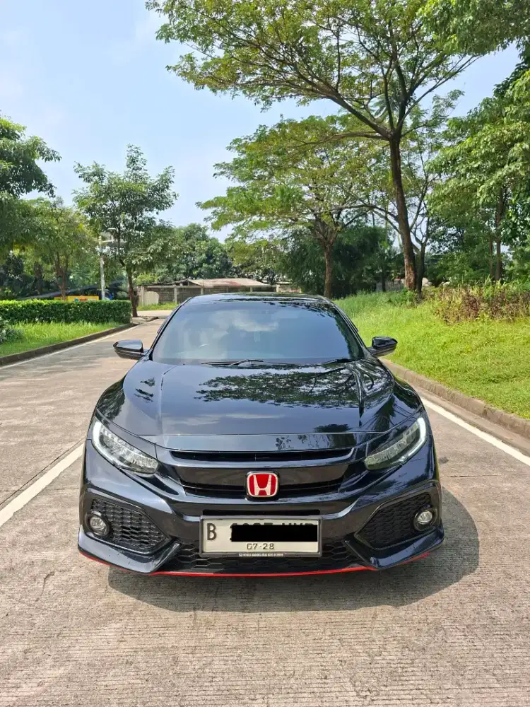 (Harga Cash) Civic E 1.5 Turbo Hatchback AT NIK 2018 Hitam