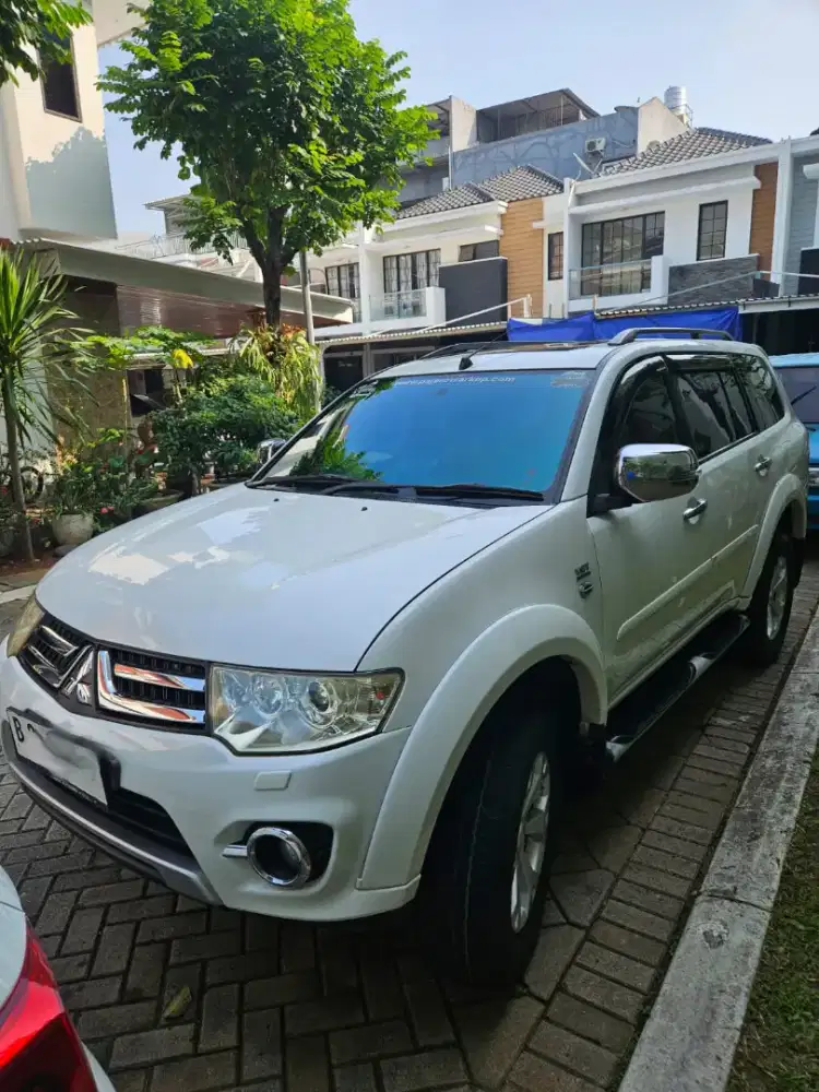 Dijual mobil pajero dakar 4x2 AT