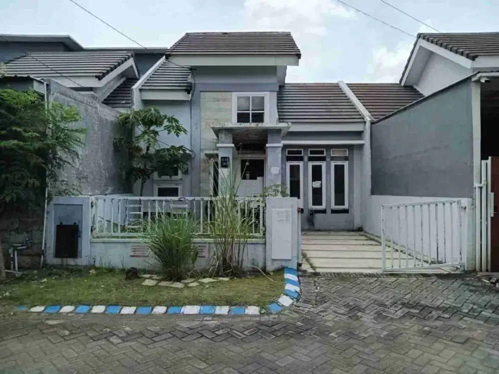 DI JUAL RUMAH

PERUM ANGGUN SEJARTERA 4 D07/08D
KEL. : JAMBANGAN 
KEC. : CANDI
KAB  : SIDOARJO