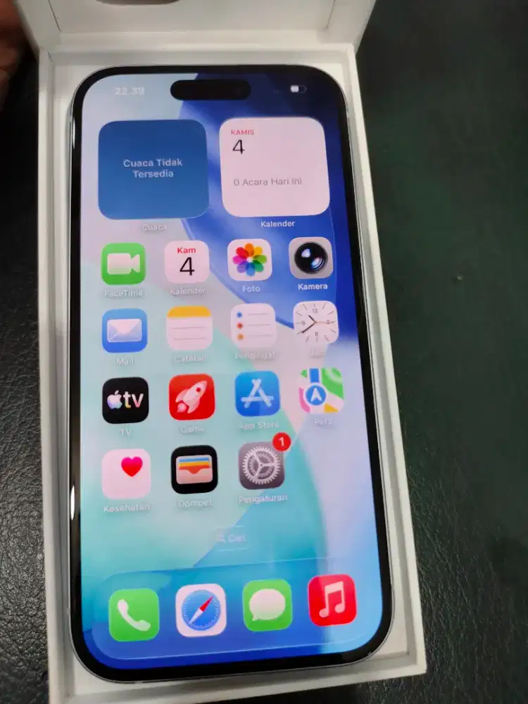 Iphone 15 internal 128 garansi resmi