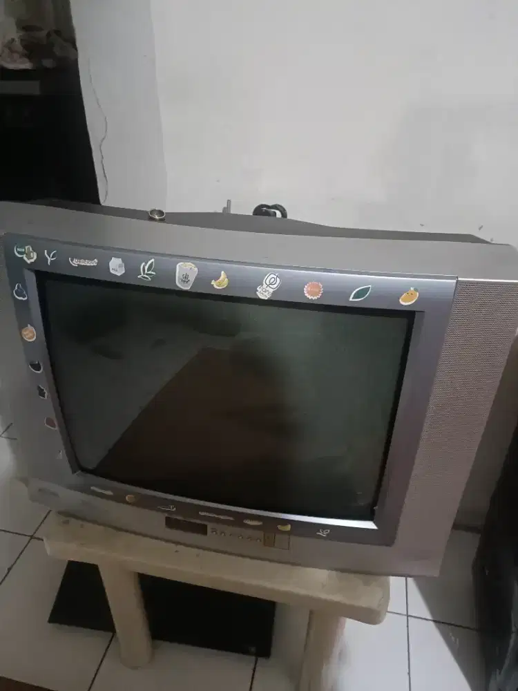 TV JADUL TOSHIBA BOMBA BEKAS LAYAR JERNIH