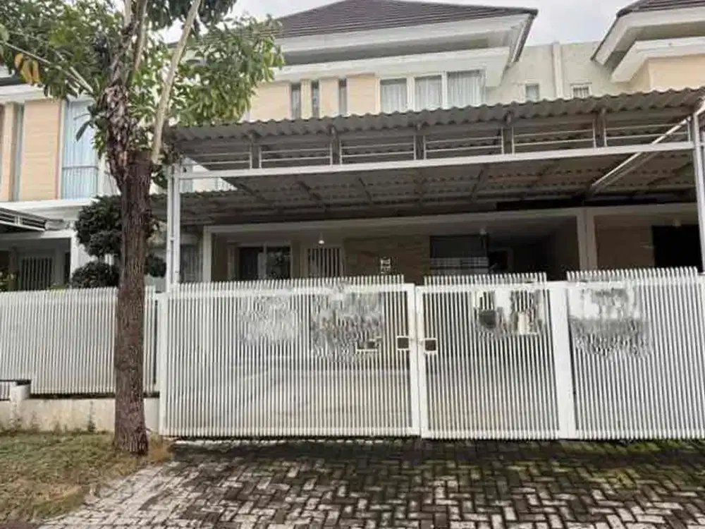 Murah Rumah 2 Lantai Siap Huni Furnish di Taman Puspa Raya Citraland, Surabaya Barat