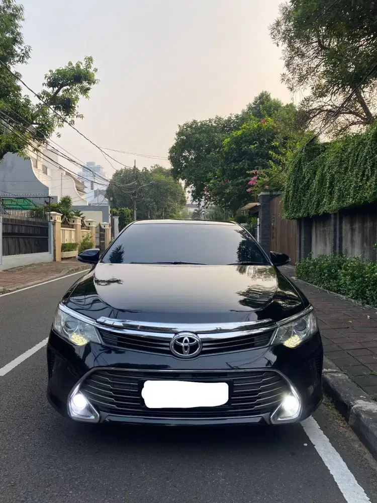 Toyota Camry 2.5 V 2016