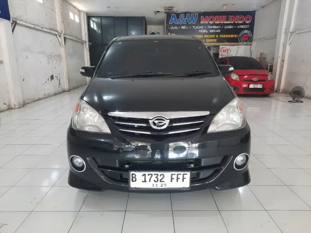 DAIHATSU XENIA 1.3 XI DELUXE MT 2009 HITAM
