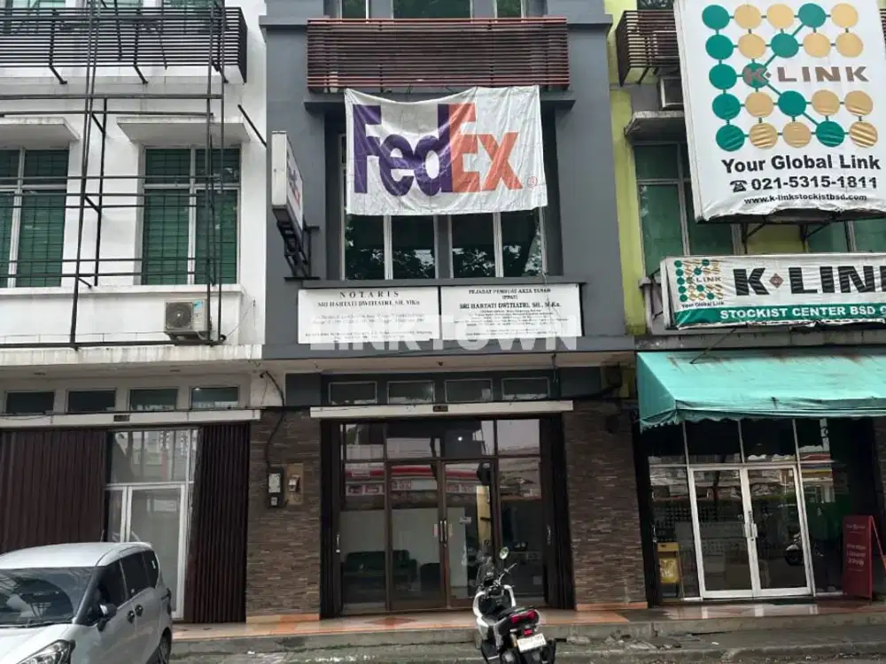 DIJUAL RUKO 3 LANTAI STRATEGIS DI BSD – HADAP JALAN RAYA