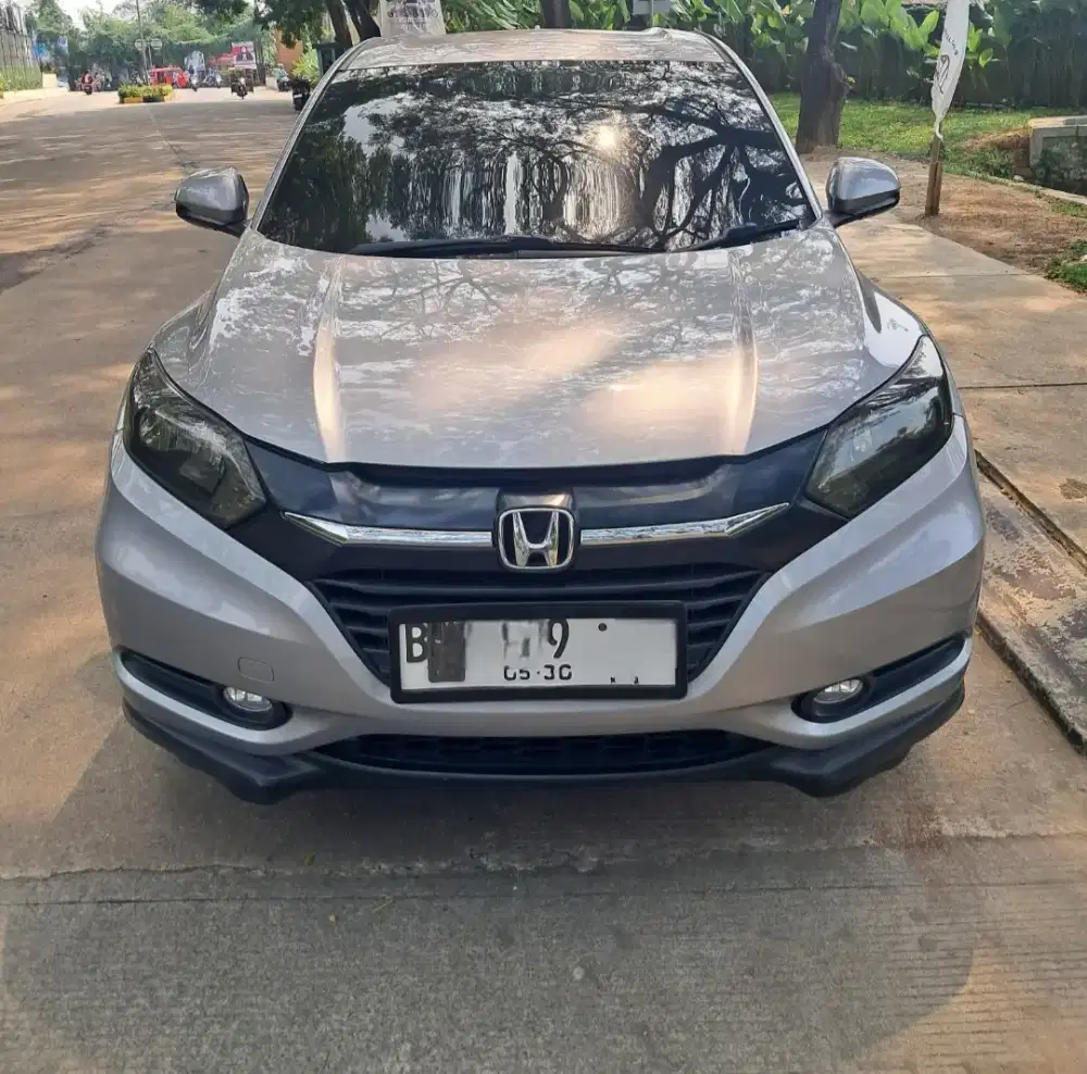 Di Jual Mobil Honda  SUV HR-V S AT