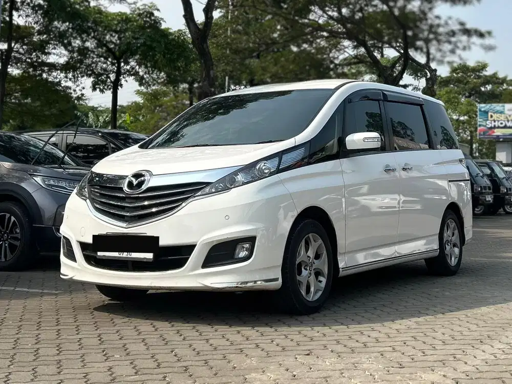 [ TERAWAT ] MAZDA BIANTE SKYACTIVE 2.0 AT MATIC PUTIH 2015