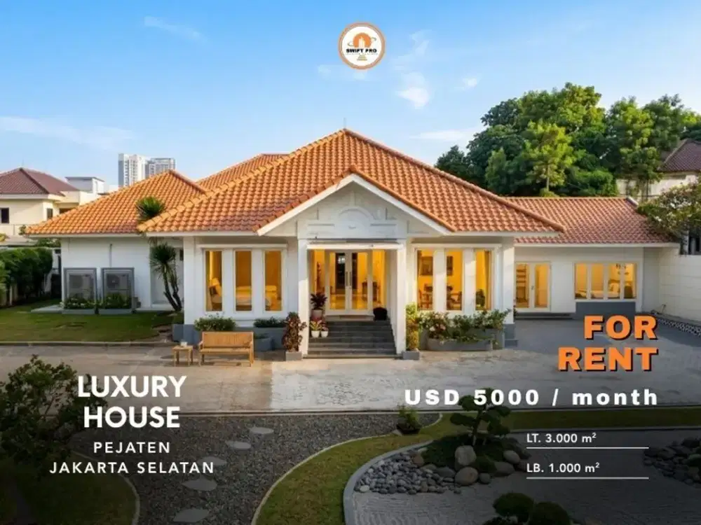 Disewakan Rumah dengan lokasi strategis lahan luas cocok untuk kantor di area pejaten bebas banjir