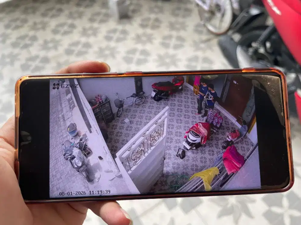 Cctv yg mudah di pantau melalui hp siang dan malam murah meriah