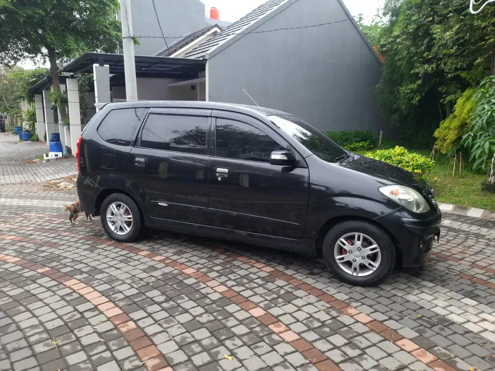 Daihatsu Xenia 2009 Bensin