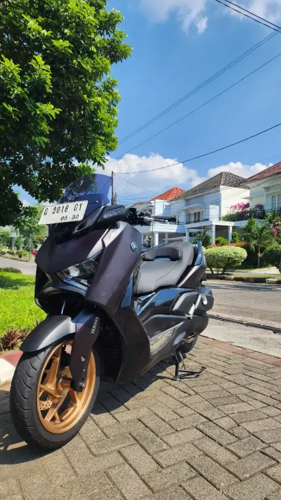 YAMAHA XMAX 250 TECH MAX 2025