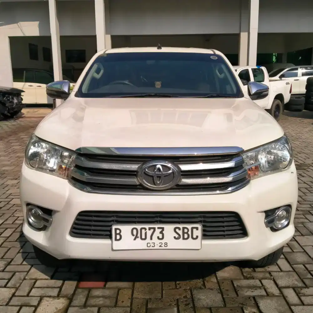 TOYOTA HILUX DC G 2.4 4X4 MT 2017