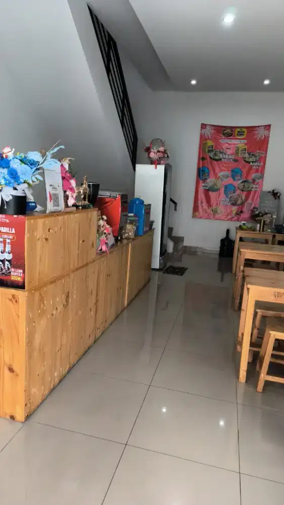 Dicari karyawan laki laki untuk kedai bakso