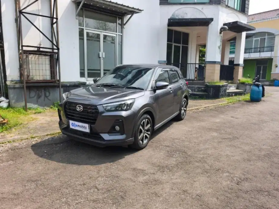 Pajak Panjang - Daihatsu Rocky 1.0 R Bensin AT 2021 Abu