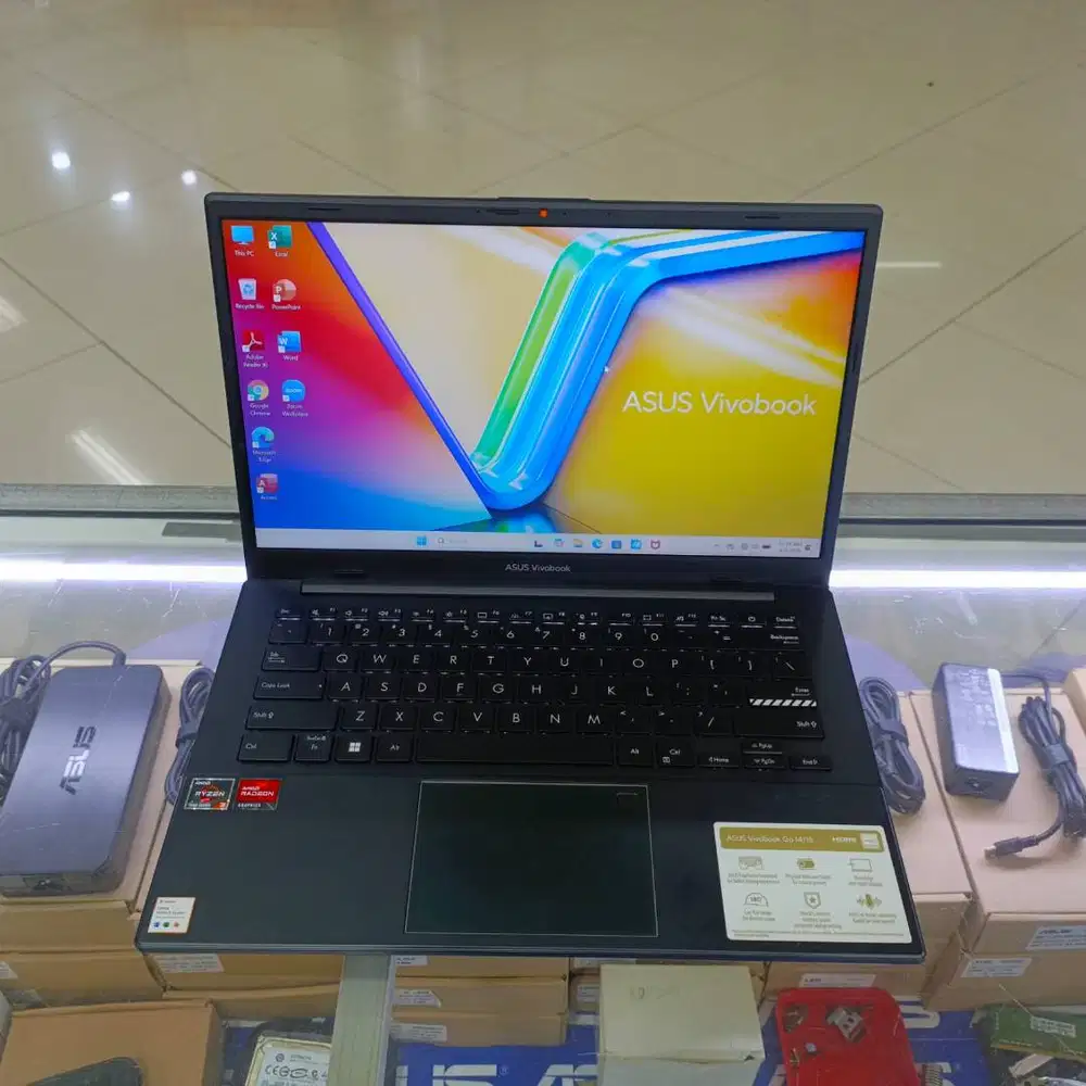 Laptop asus vivobook Go 14/15 Ryzen 7-7320U Ram 8gb SSD 256gb 14in FHD