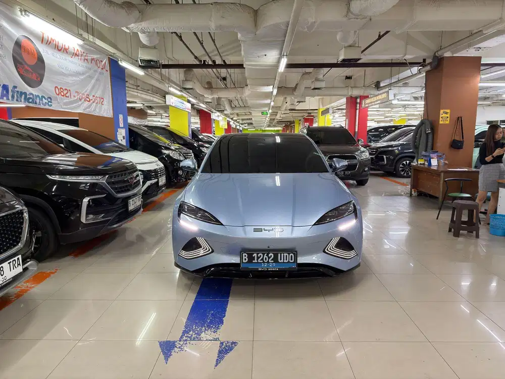 BYD SEAL PERFORMANCE LISTRIK 2024 biru