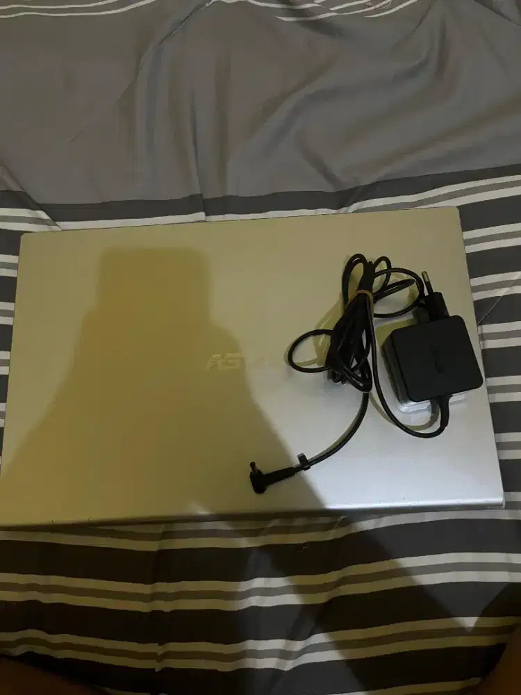 Asus Vivobook X515