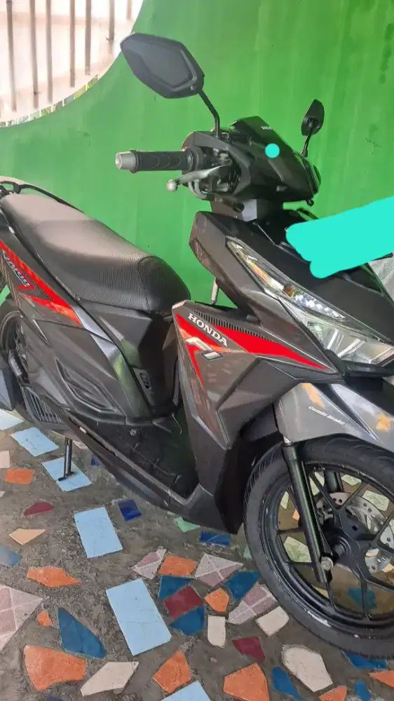 Vario FI LED 150 CC ESP ISS B DKI jkt lngkp mesin cvt ori halus jos