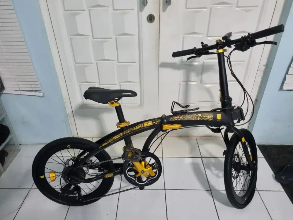 Sepeda lipat SpongeBob limited edition