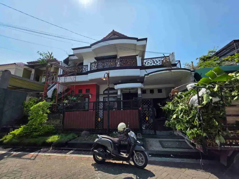 jual rumah 2 lantai siap huni di perum Kebonsari elveka Surabaya