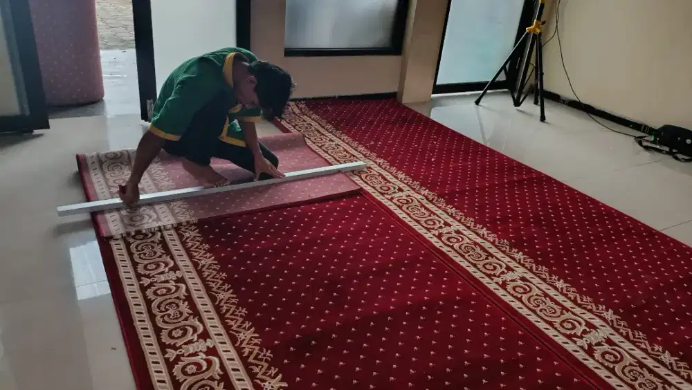 Karpet Masjid Roll Murah Solo – Tebal & Elegan