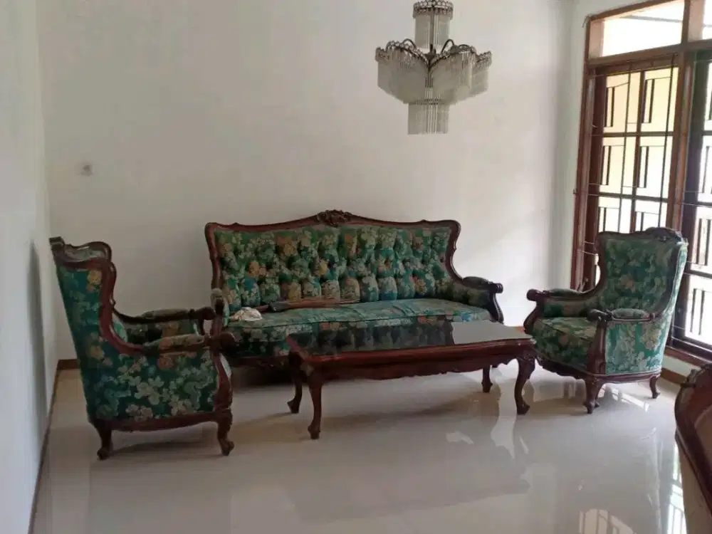 RON.A103 RUMAH SARONO JIWO SURABAYA LOKASI NYAMAN UNTUK KELUARGA