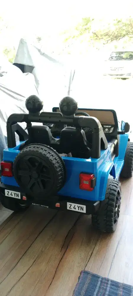 Mobil aki 4 WD Yukita 938 Rubicon