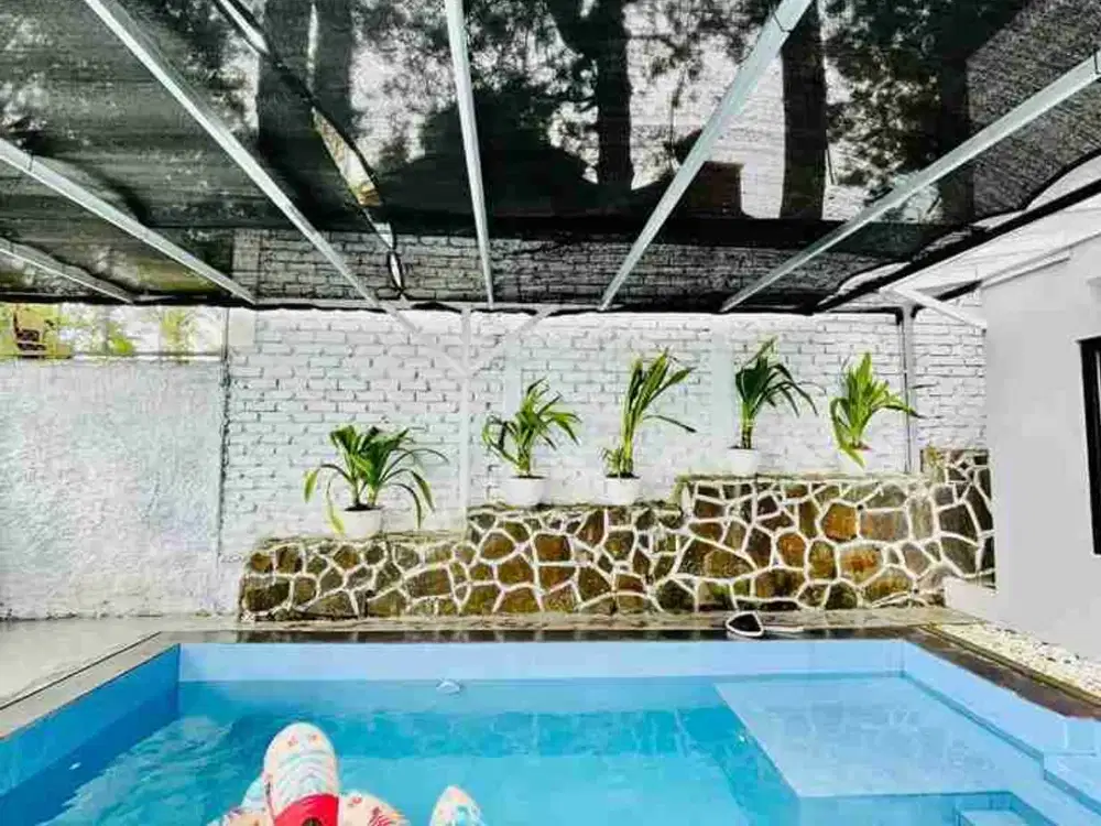 Dijual Rumah villa aktif di Cikidang Lembang Bandung barat furnished kolam renang